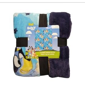 Bluey Cloud Throw With Faux Fur Reverse 50in. x 60in. NEW